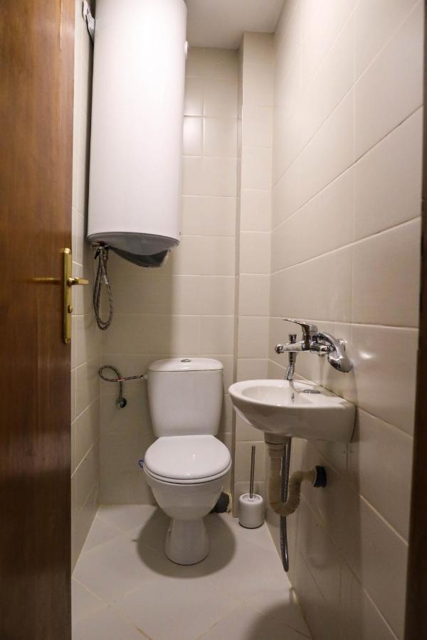 Krichim Apartments,Three-Bedroom, Large Apartment, Top Center Sofie Exteriér fotografie